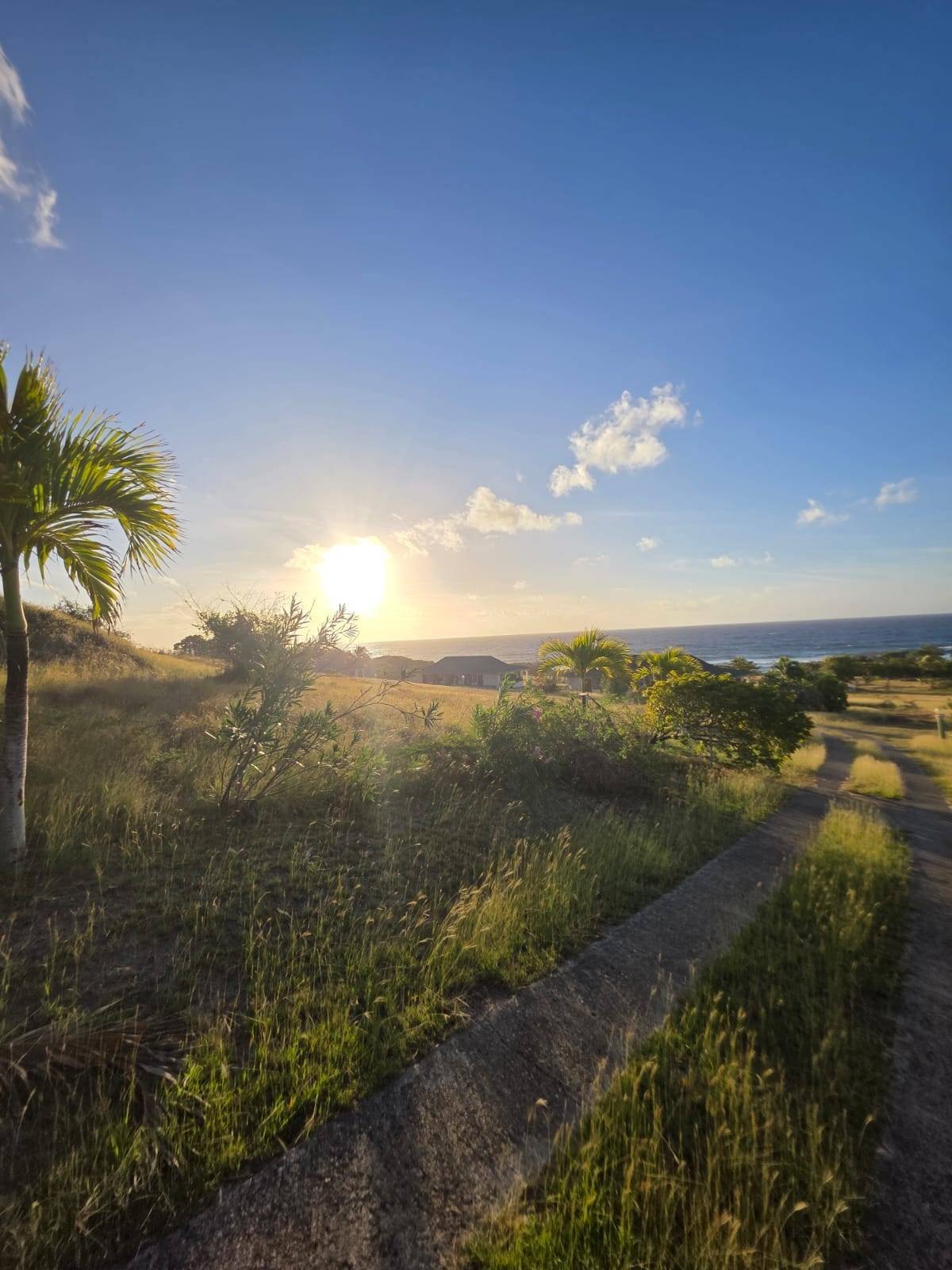 sunset-video-les-flots-bleus-la-desirade-gites-2
